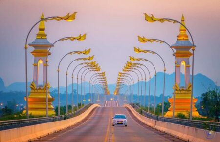 เที่ยวนครพนม