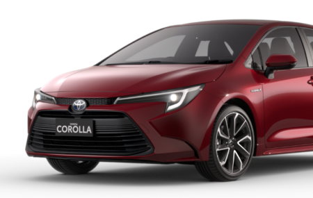 Toyota Australia เลิกจำหน่ายรุ่นที่ใช้น้ำมันเบนซินล้วน โดยรุ่นใหม่จะถูกนำเสนอด้วย Hybrid เท่านั้น